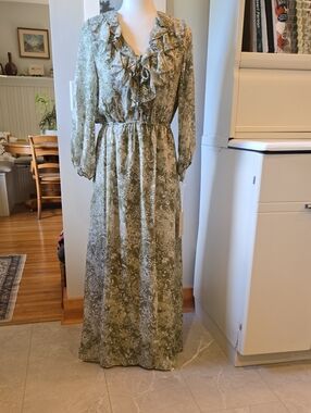 NWT Joie Green/Cream Dress Size Large